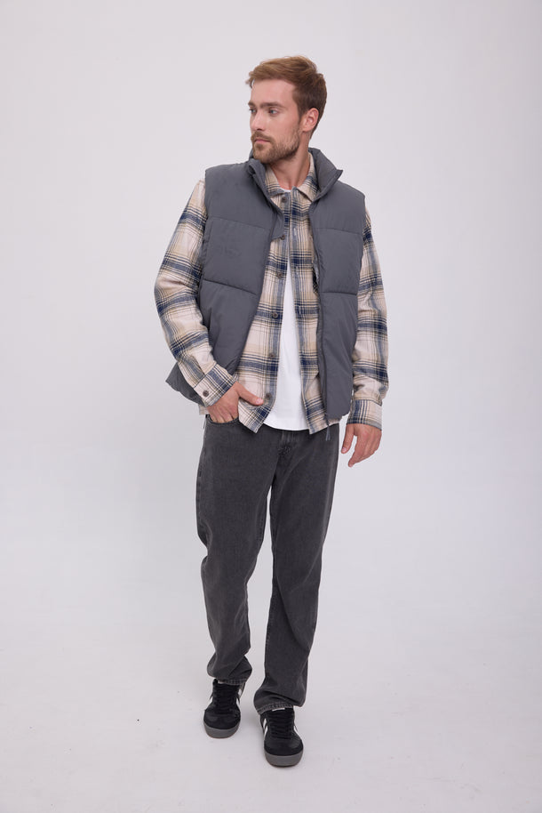 Product CHALECO PUFFER VESTERBRO - Iron Gate - Image 4