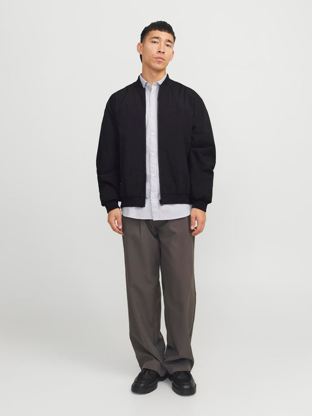 Product CAMPERA CHARGE BOMBER - Black - Image 4