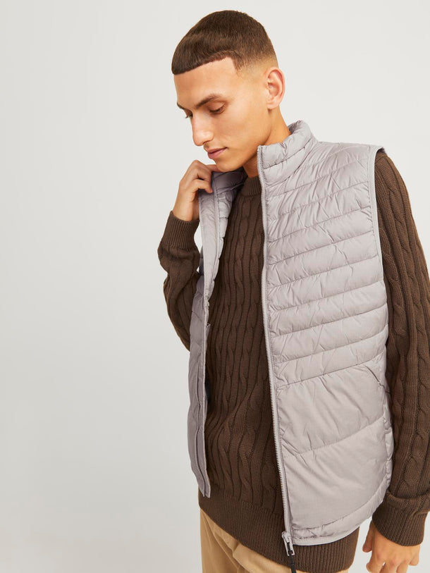 Product CHALECO PUFFER STATE - Atmosphere - Image 7