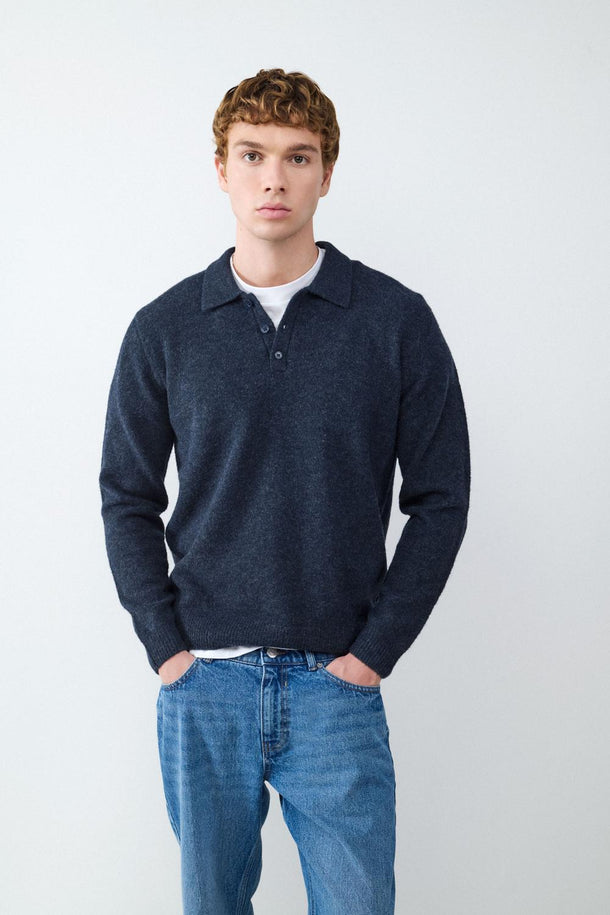Product SWEATER CUELLO POLO BMK-NAVY BLUE - Image 1