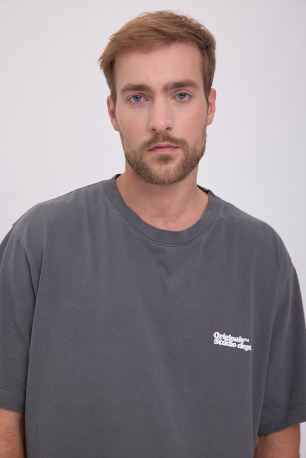 Product CAMISETA VERMONT - Iron Gate - Image 4