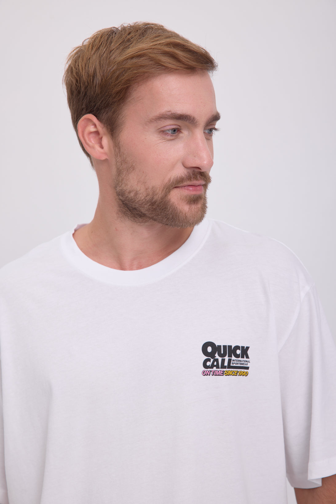 CAMISETA SALON - Bright White Print:RUNNING RABBIT