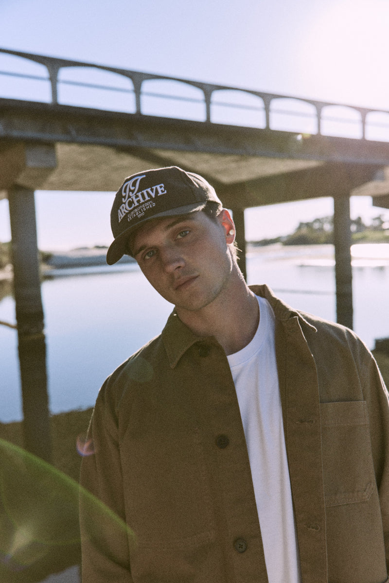 GORRO CON VICERA HAINES - Chocolate Chip