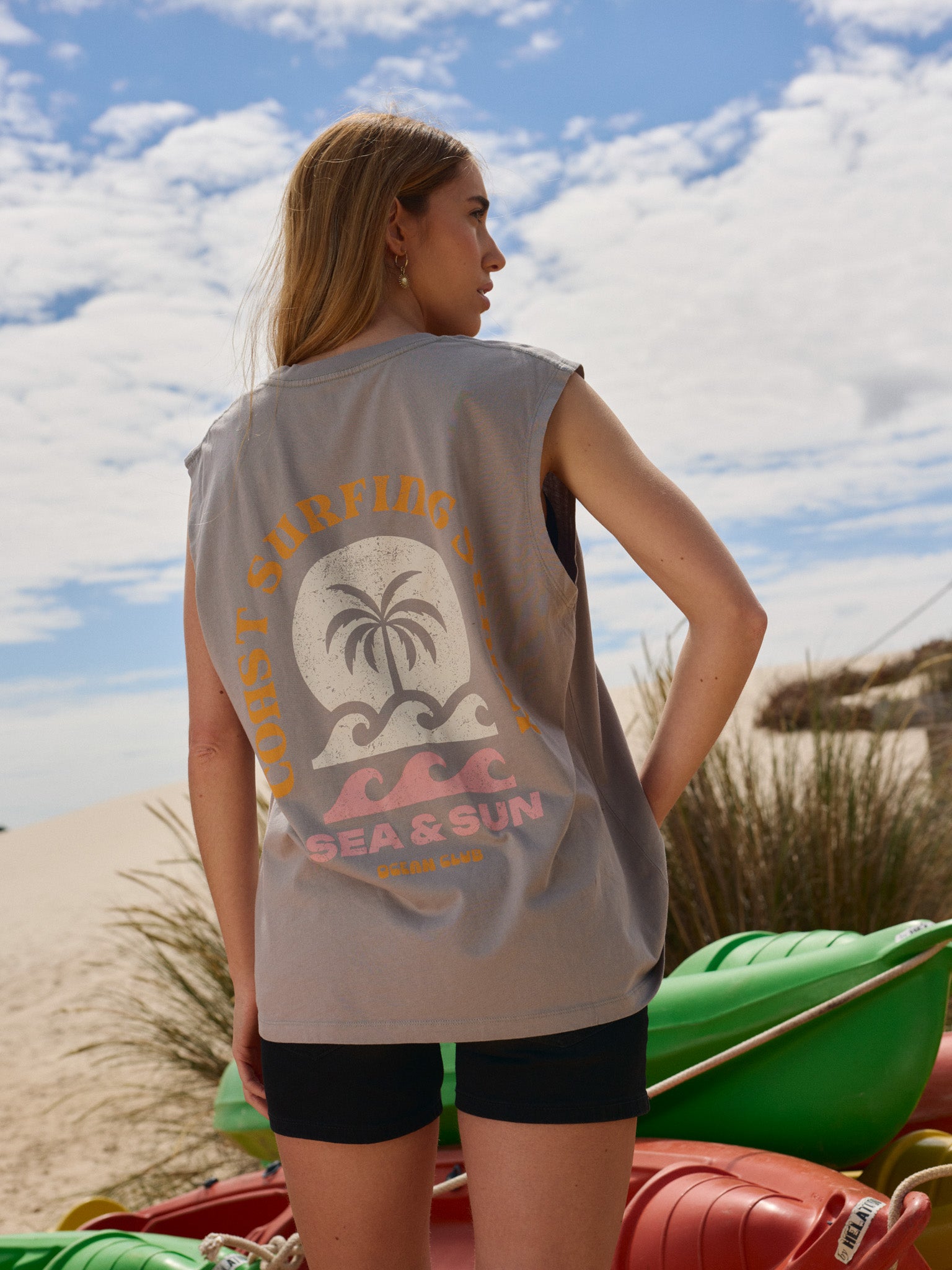 MUSCULOSA LOOSE ESTAMPADA RIPTIDE WAVES - Moonstruck