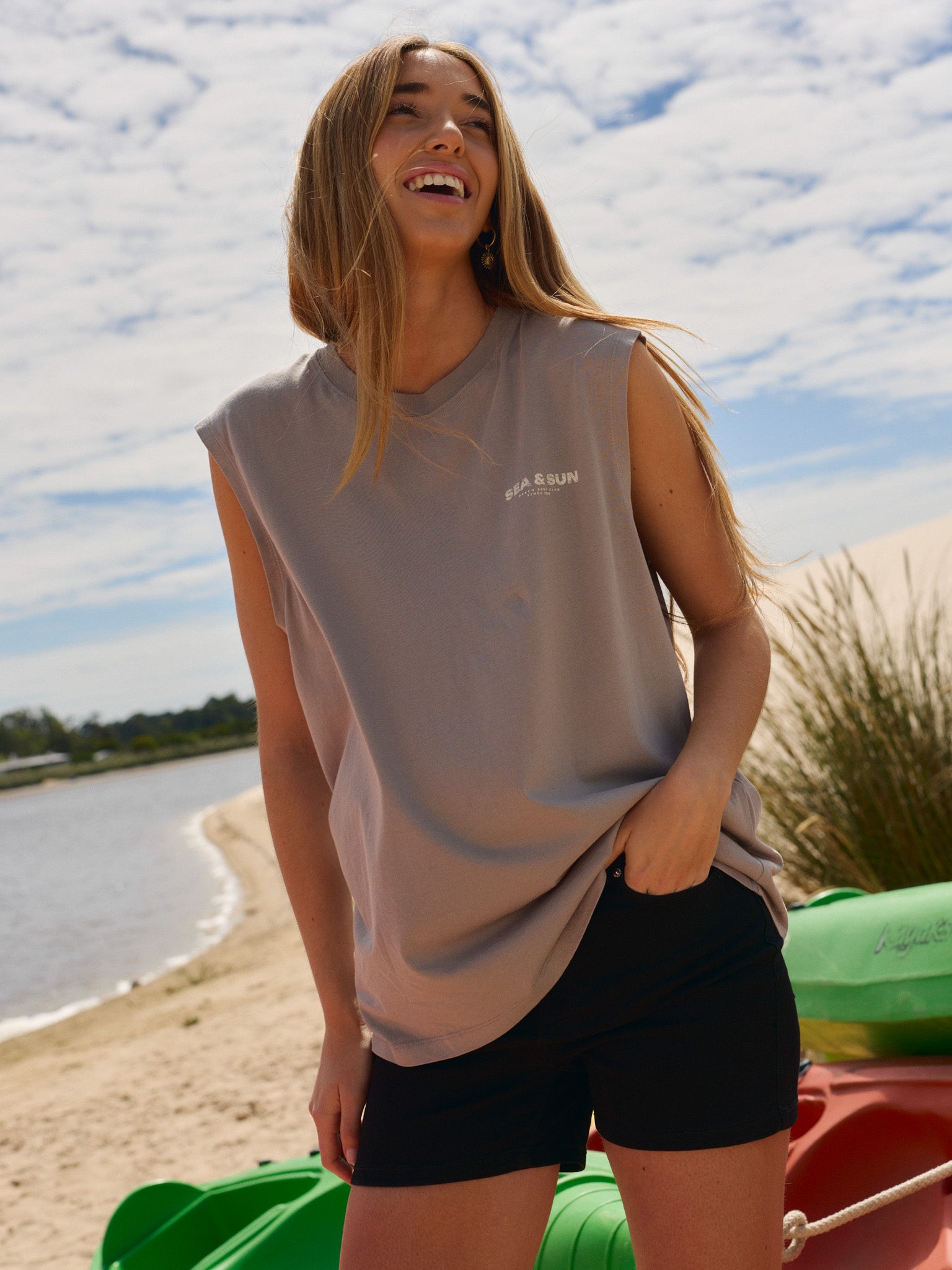 MUSCULOSA LOOSE ESTAMPADA RIPTIDE WAVES - Moonstruck