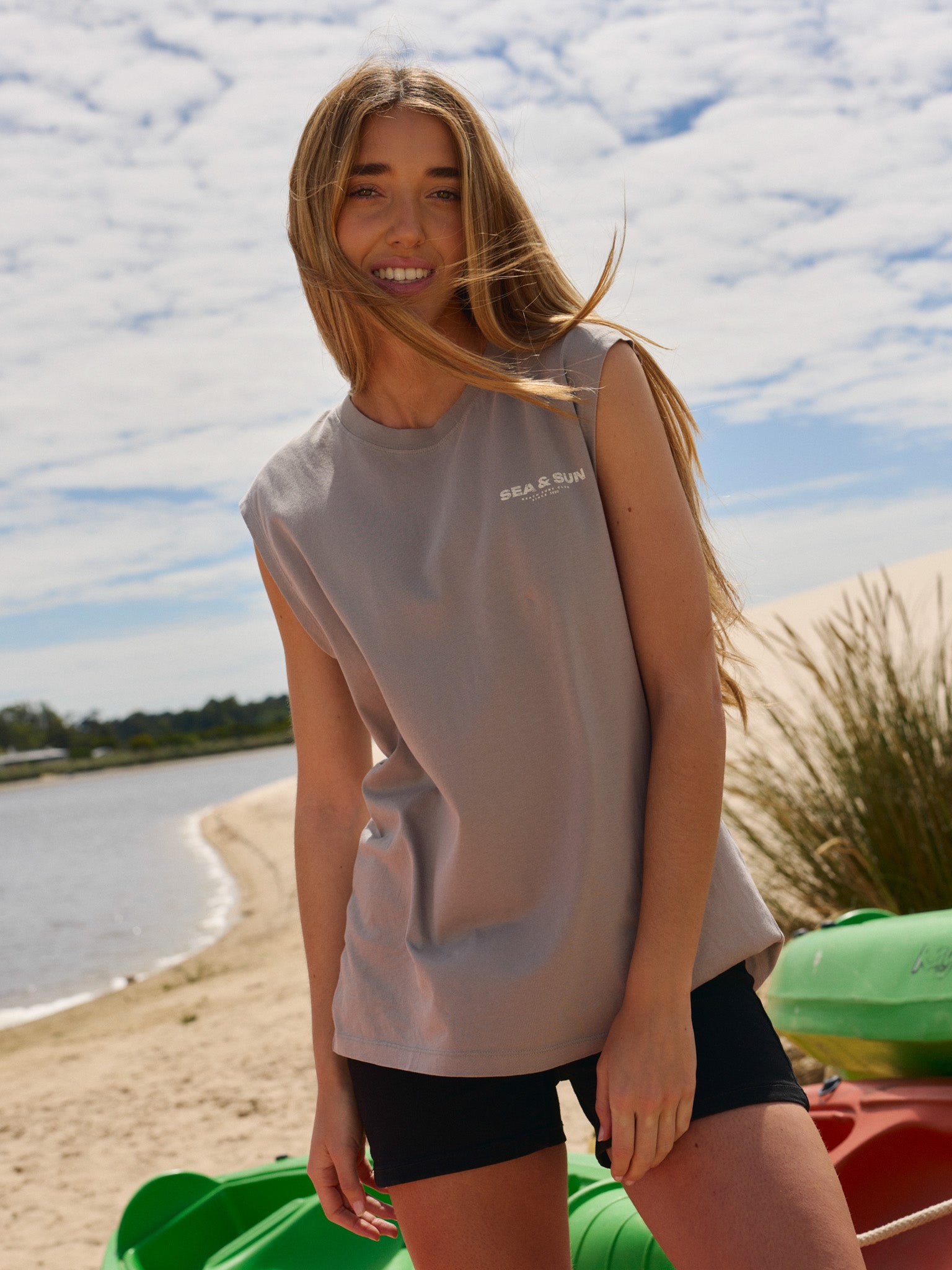 MUSCULOSA LOOSE ESTAMPADA RIPTIDE WAVES - Moonstruck