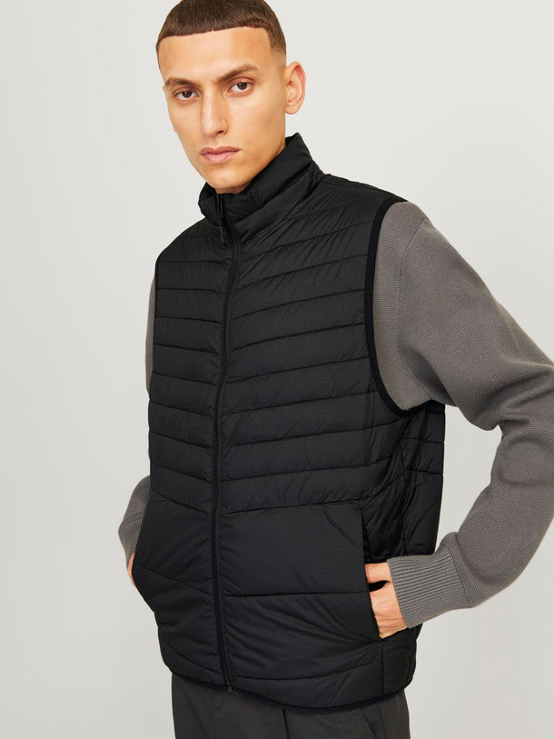 Product CHALECO PUFFER STATE - Black - Image 7