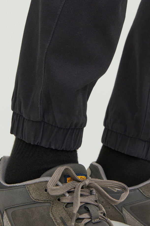 Product PANTALÓN CARGO JOE - Black - Image 3