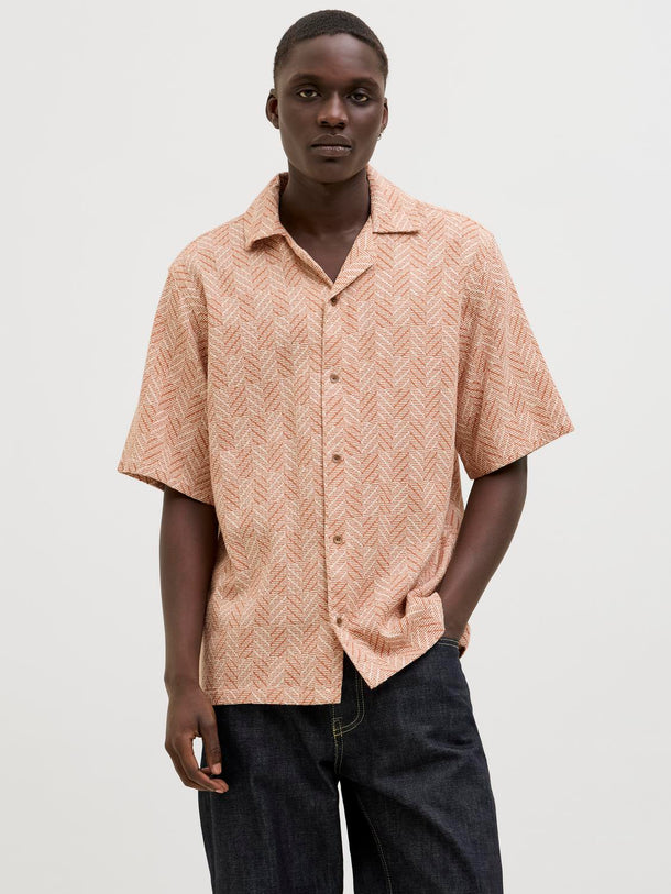 Product CAMISA RELAXED ESTAMPADA VINCENT - Bombay Brown Fit:RELAXED FIT - Image 4