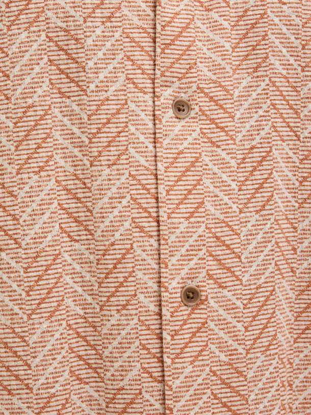 Product CAMISA RELAXED ESTAMPADA VINCENT - Bombay Brown Fit:RELAXED FIT - Image 2