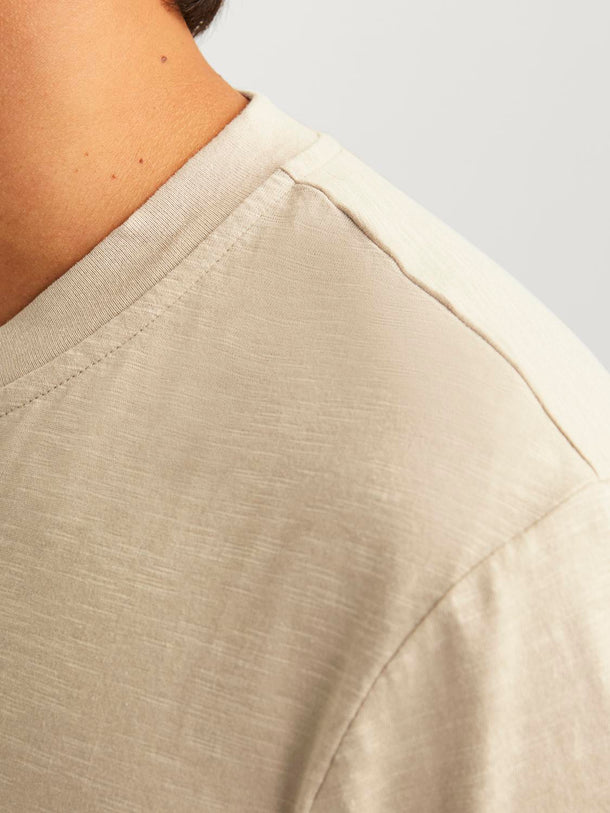 Product CAMISETA REGULAR CON BOTONES HENLEY- - Image 6
