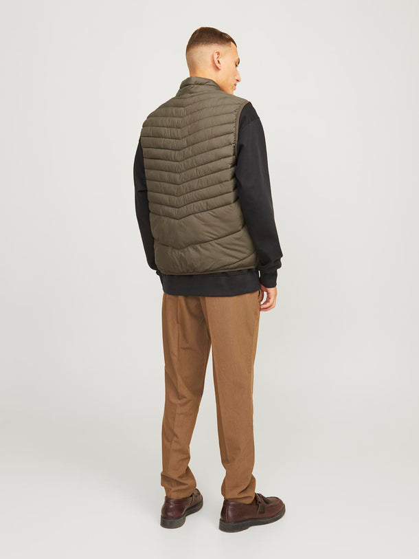 Product CHALECO PUFFER STATE - Canteen - Image 16