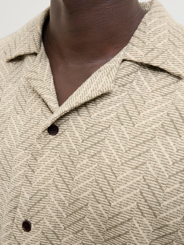 Product CAMISA RELAXED ESTAMPADA VINCENT - Loden Frost Fit:RELAXED FIT - Image 2