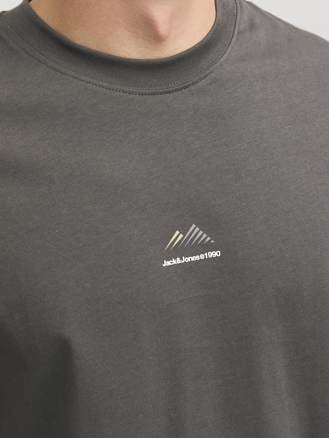 4622504