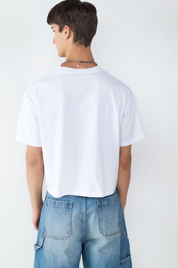 Product CAMISETA BOXY BMK - White - Image 3