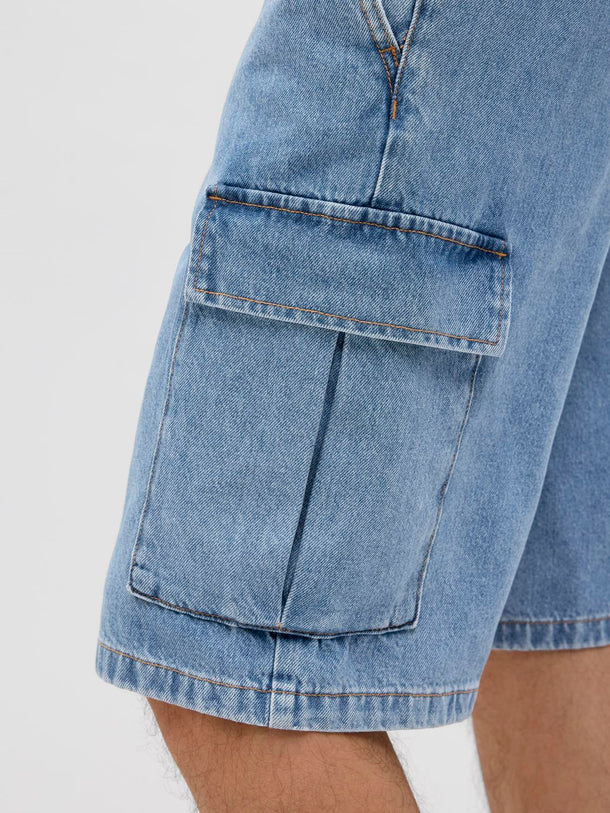 Product BERMUDA CARGO DE JEAN TIRO MEDIO BILL 764 - Light Blue Denim - Image 3