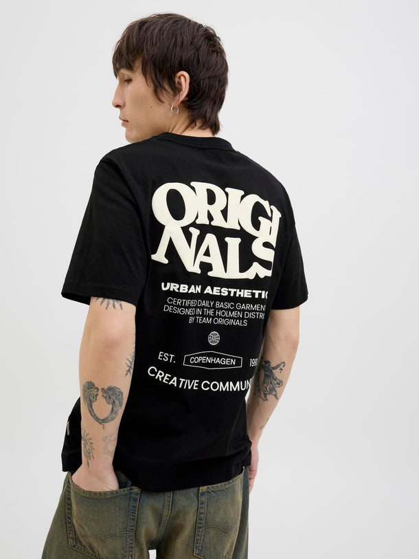 Product CAMISETA RELAXED ESTAMPADA TAVIRA - Black - Image 3