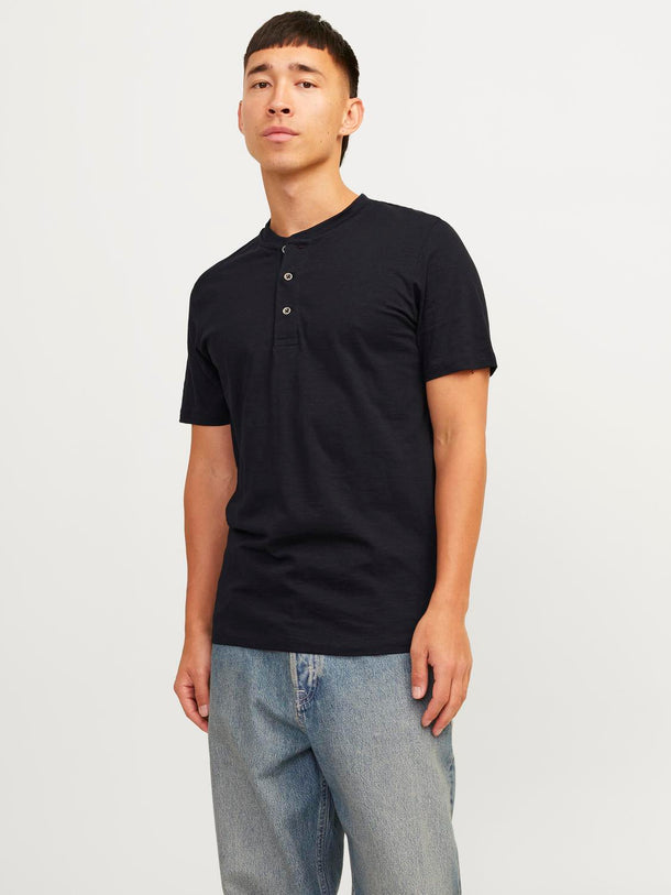 Product CAMISETA HENLEY-Black - Image 4