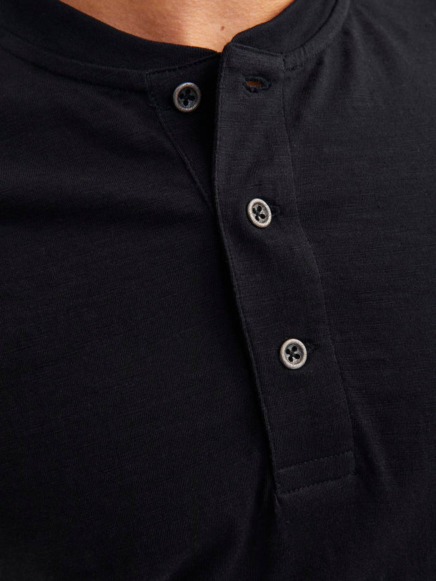 Product CAMISETA HENLEY-Black - Image 2