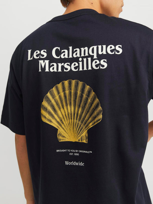 Product CAMISETA LOOSE ESTAMPADA PAROS SKETCH - Black Print:YELLOW CLAM - Image 21