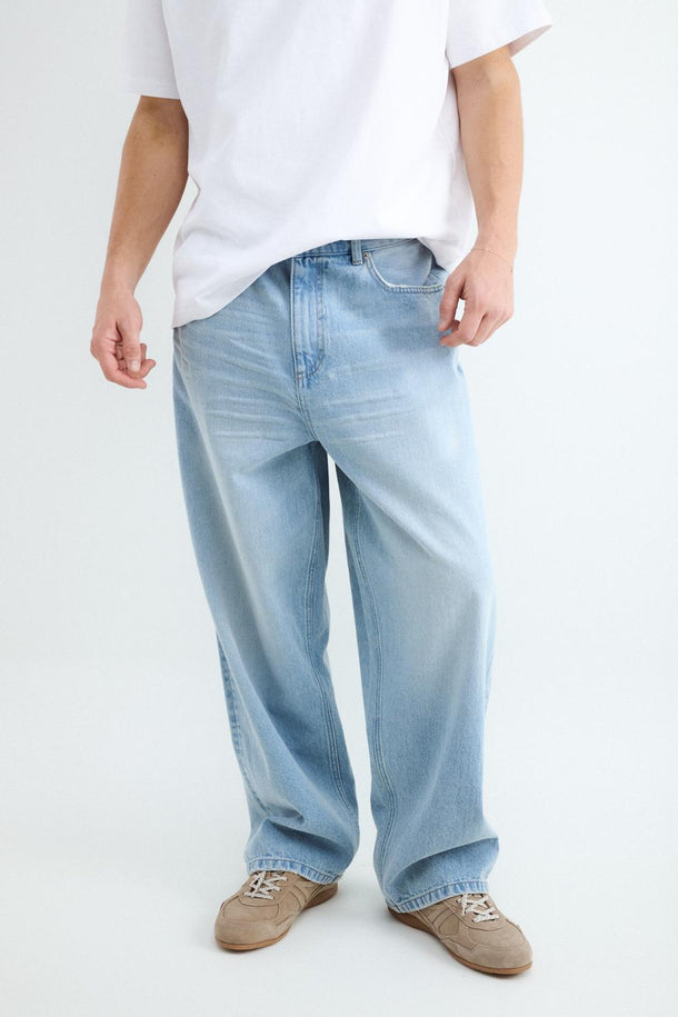Product JEAN LOOSE BMK-Light Blue Denim - Image 2
