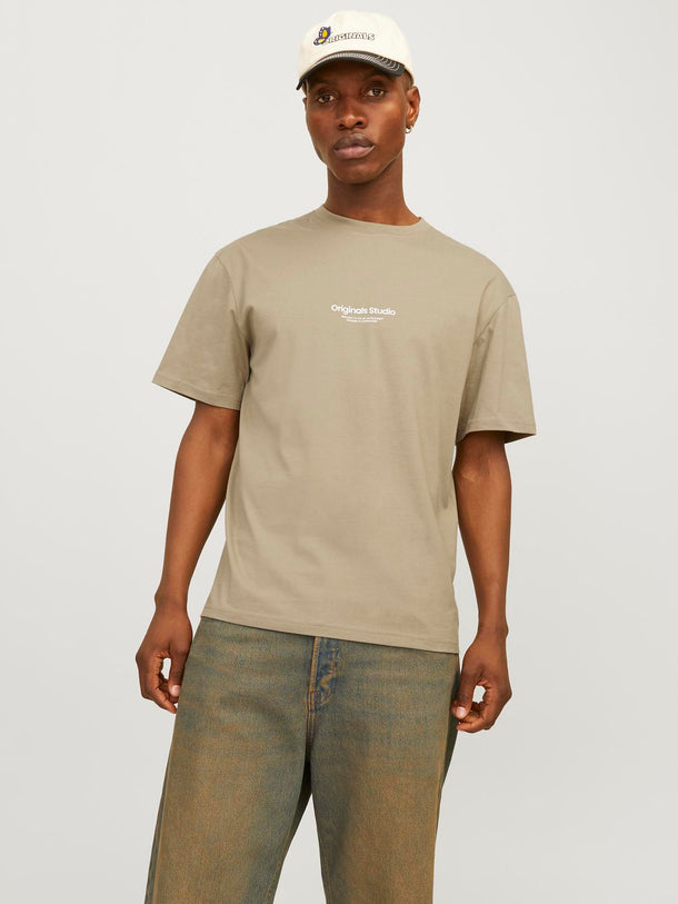 Product CAMISETA VESTERBRO - Silver Sage - Image 7
