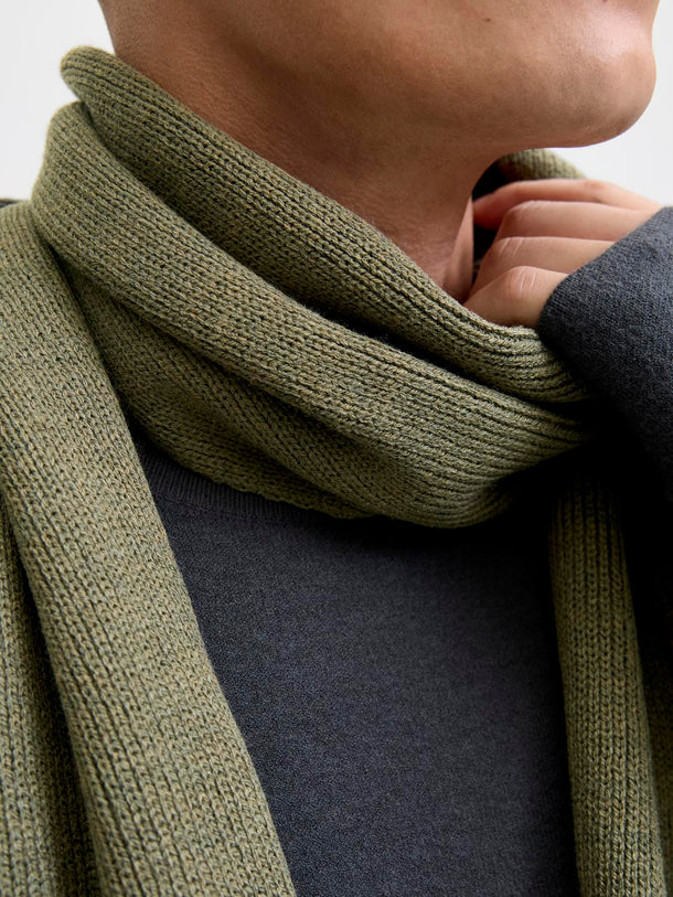 Product BUFANDA DNA BÁSICA-Dusty Olive - Image 3