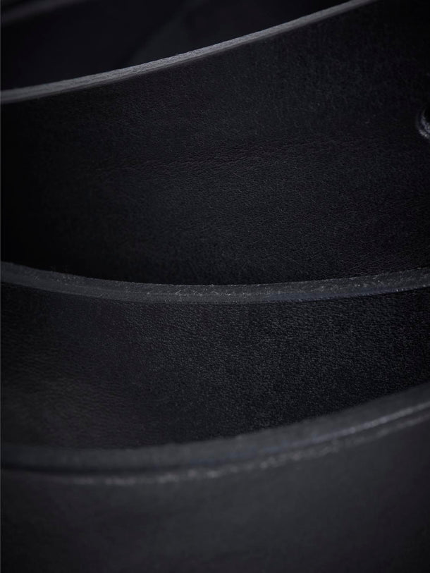 Product CINTURÓN DE CUERO CON HEBILLA VICTOR-Black - Image 3