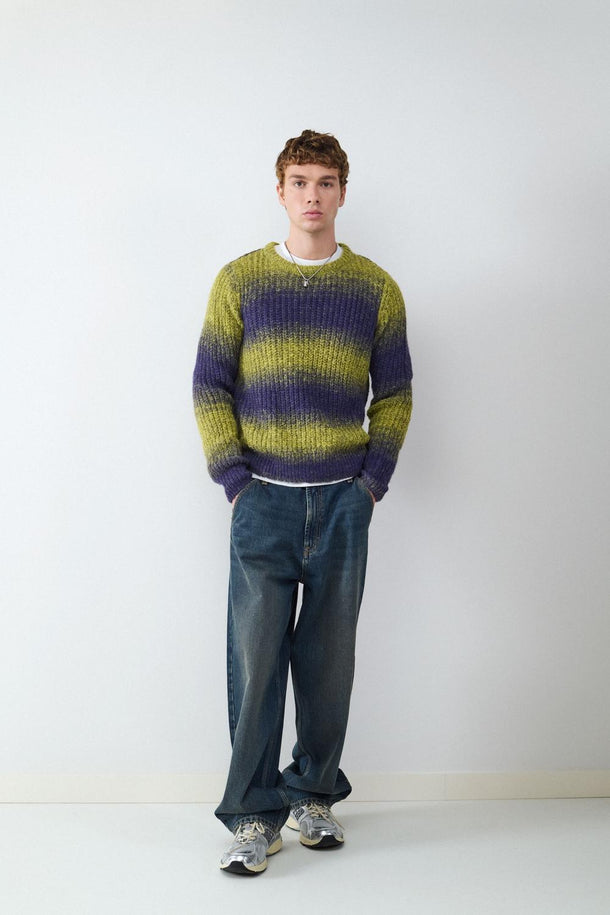 Product SWEATER CUELLO REDONDO TIE-DYE BMK-Green Banana - Image 2