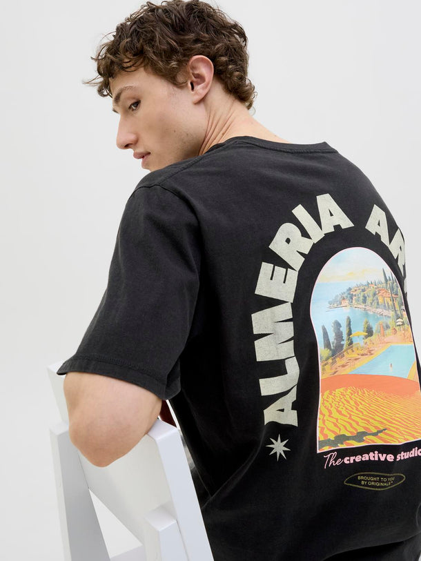 Product CAMISETA RELAXED ESTAMPADA ALMERIA - Black - Image 4