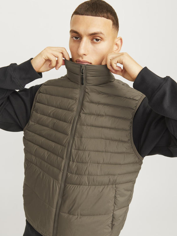 Product CHALECO PUFFER STATE - Canteen - Image 7