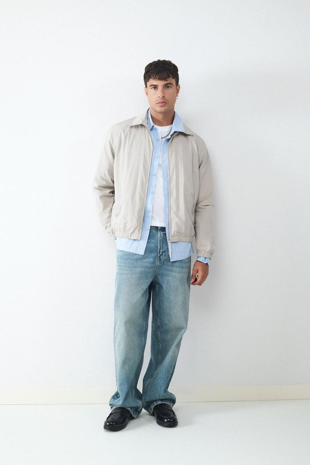 Product CAMPERA CUELLO SOLAPA BMK-Quiet Grey - Image 2