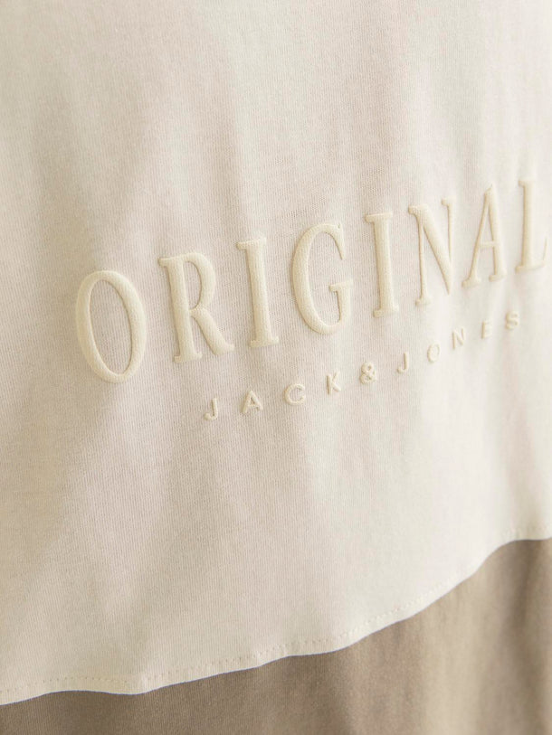 Product CAMISETA FREDERIKSBERG MARGATE - Silver Sage Detail:ANTIQUE WHITE BLOCKING - Image 5