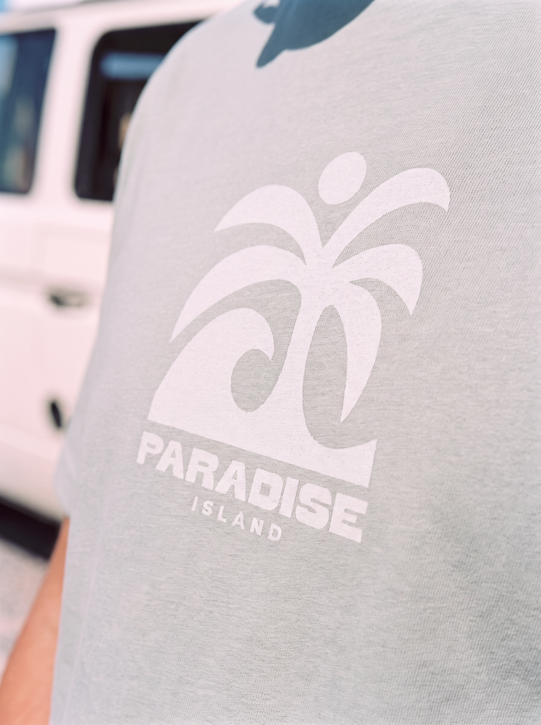 REMERA PARADISE-