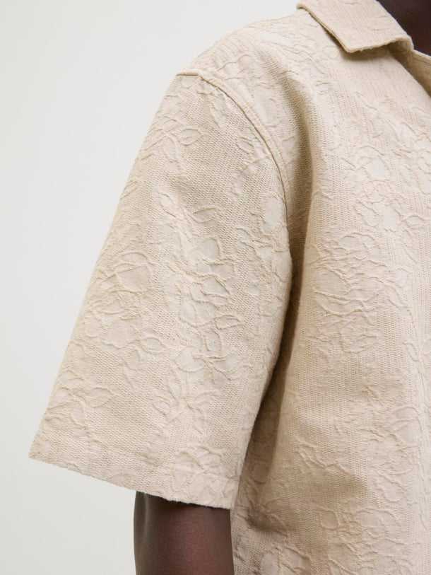 Product CAMISA JACQUARD OVERSIZE DE LINO JACOB-Oatmeal Fit:OVERSIZE FIT - Image 2