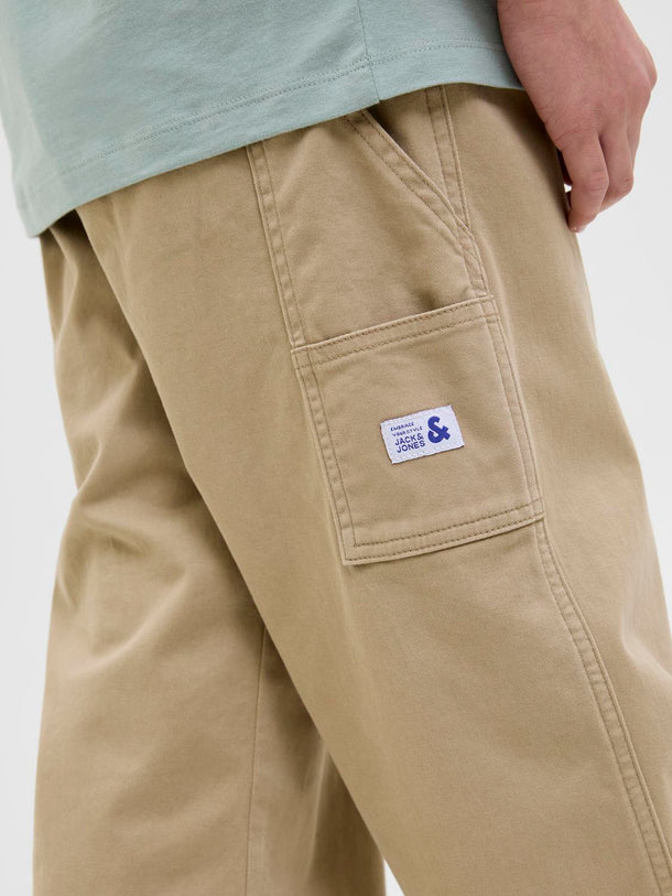 Product PANTALÓN CHINO TIRO MEDIO ALEX JNR-Elmwood Detail:STITCHING W. DTM - Image 7