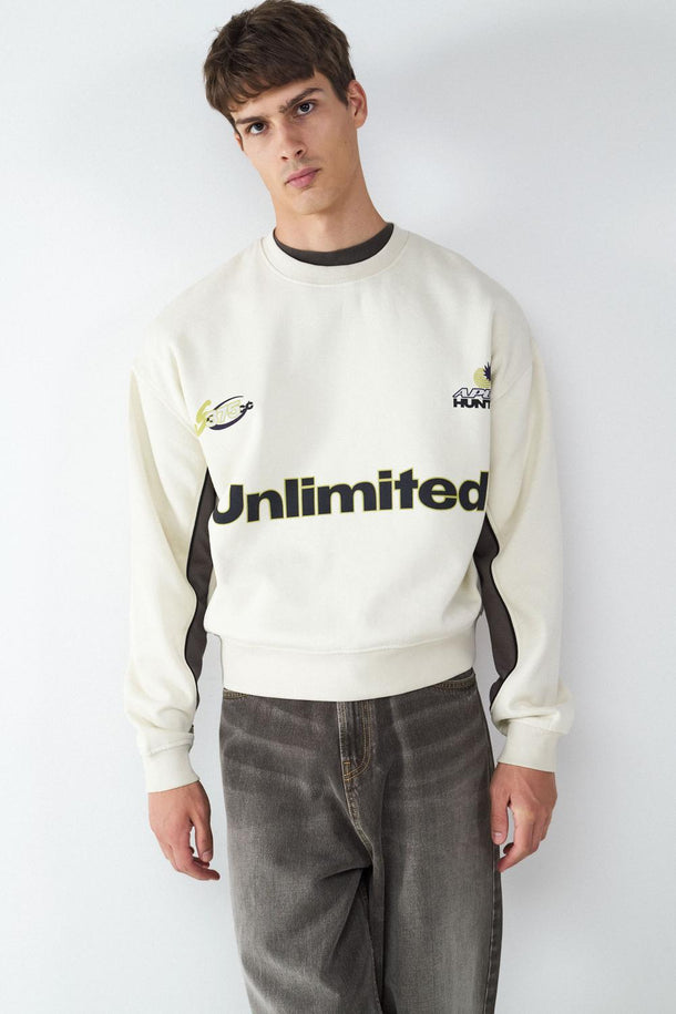 Product BUZO RELAXED FOOTBALL BMK-White - Image 1
