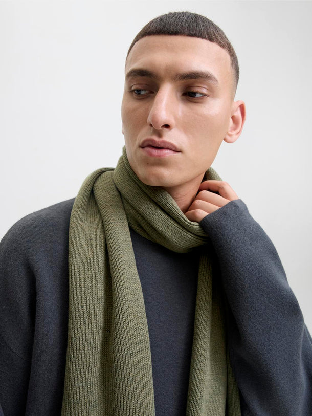 Product BUFANDA DNA BÁSICA-Dusty Olive - Image 1