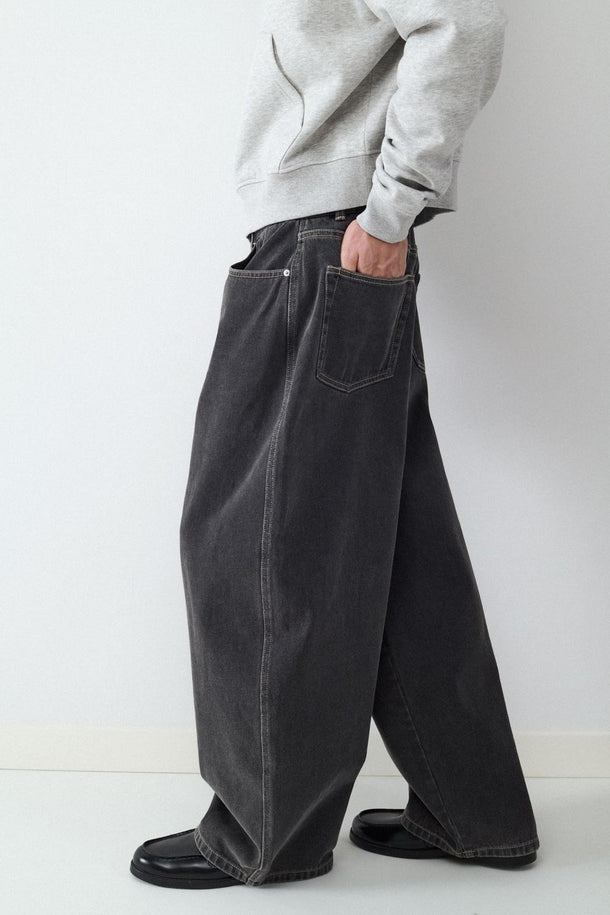 Product JEAN BALLOON BMK-Black - Image 6