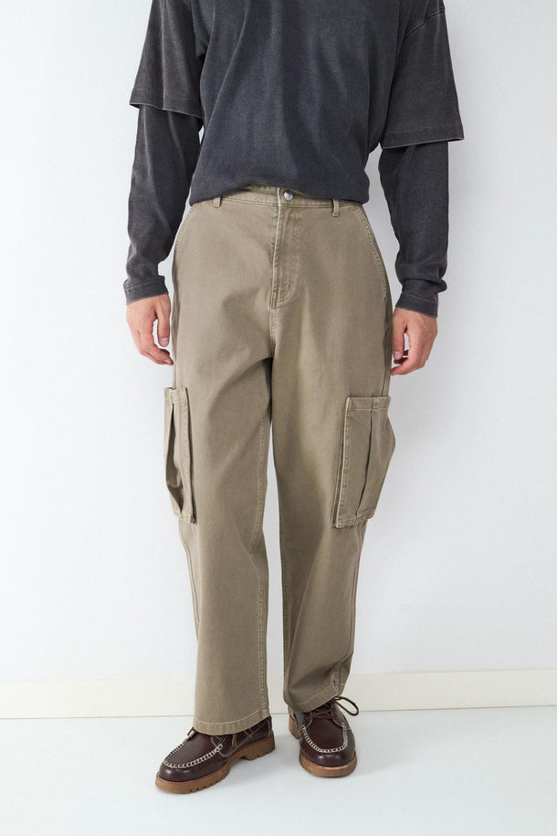 Product PANTALÓN CARGO STRAIGHT BMK-Khaki - Image 2