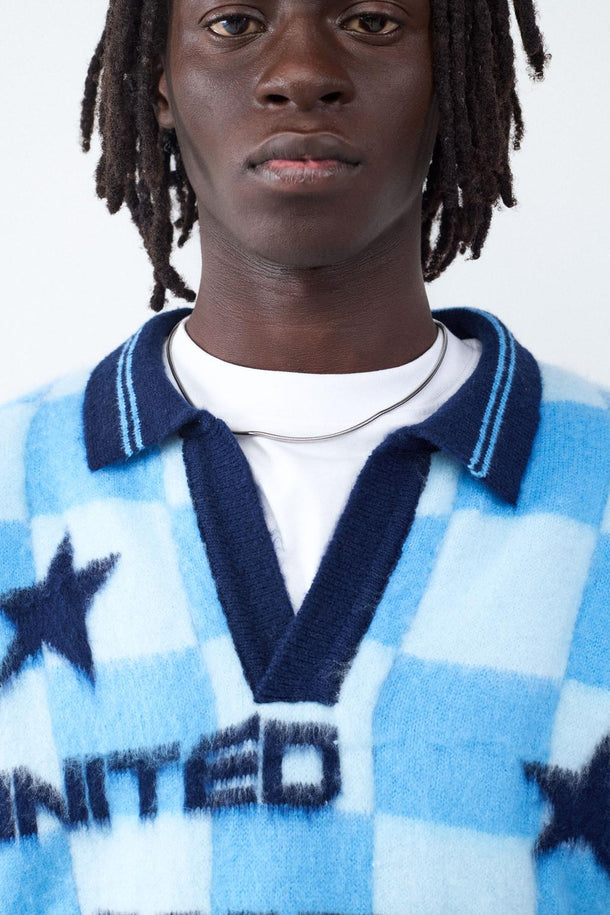 Product SWEATER CUELLO EN V BASEBALL-Light Blue - Image 4