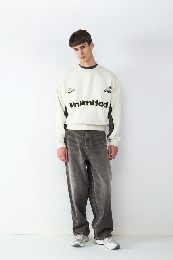 Product BUZO RELAXED FOOTBALL BMK-White - Image 2